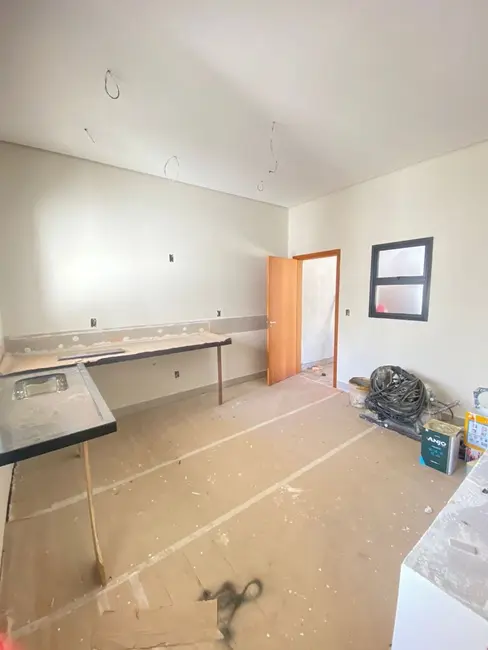 Foto 6 de Casa com 3 quartos à venda, 150m2 em Indaiatuba - SP