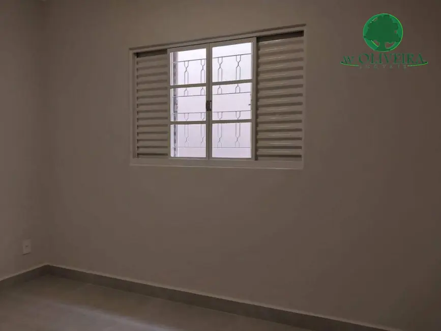 Casa com 2 quartos à venda, 125m2 em Jardim Nova Indaiá, Indaiatuba - SP - imagem 2 Foto 2 de Casa com 2 quartos à venda, 125m2 em Jardim Nova Indaiá, Indaiatuba - SP