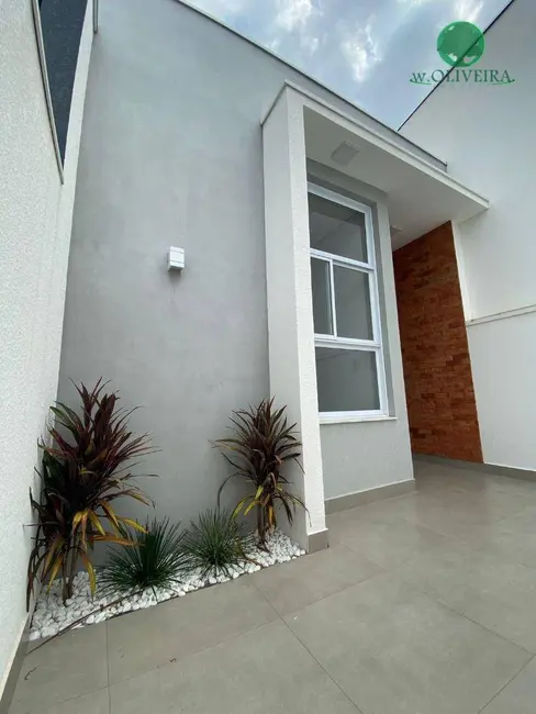 Foto 1 de Casa com 2 quartos para alugar, 110m2 em Indaiatuba - SP