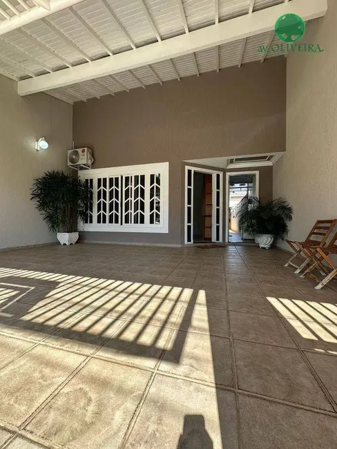 Casa com 3 quartos à venda, 172m2 em Jardim Bom Princípio, Indaiatuba - SP - imagem 1 Foto 1 de Casa com 3 quartos à venda, 172m2 em Jardim Bom Princípio, Indaiatuba - SP