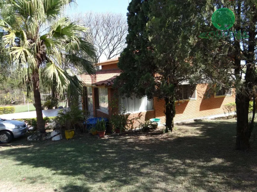 Foto 2 de Chácara com 3 quartos à venda, 3000m2 em Vale das Laranjeiras, Indaiatuba - SP