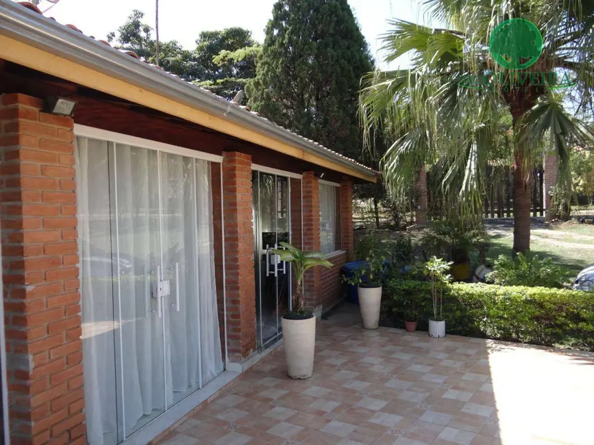 Foto 3 de Chácara com 3 quartos à venda, 3000m2 em Vale das Laranjeiras, Indaiatuba - SP