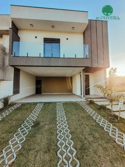 Foto 1 de Sobrado com 3 quartos à venda, 216m2 em Indaiatuba - SP
