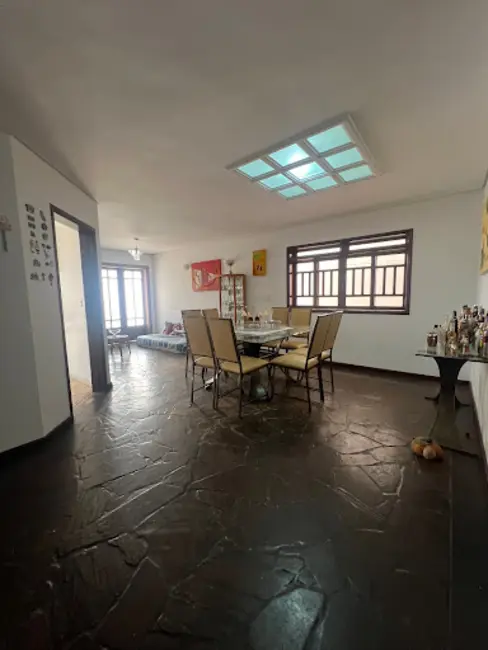 Foto 9 de Sobrado com 3 quartos à venda, 250m2 em Jardim Regina, Indaiatuba - SP