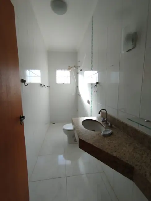 Casa com 4 quartos à venda, 250m2 em Jardim Bela Vista, Indaiatuba - SP - imagem 8 Foto 8 de Casa com 4 quartos à venda, 250m2 em Jardim Bela Vista, Indaiatuba - SP