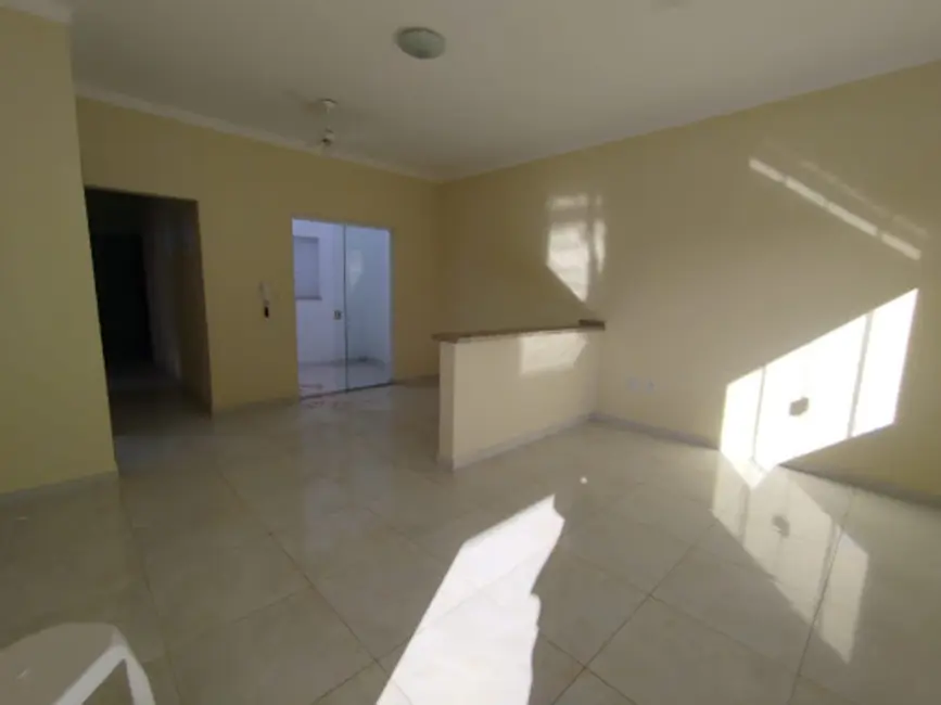 Casa com 4 quartos à venda, 250m2 em Jardim Bela Vista, Indaiatuba - SP - imagem 3 Foto 3 de Casa com 4 quartos à venda, 250m2 em Jardim Bela Vista, Indaiatuba - SP