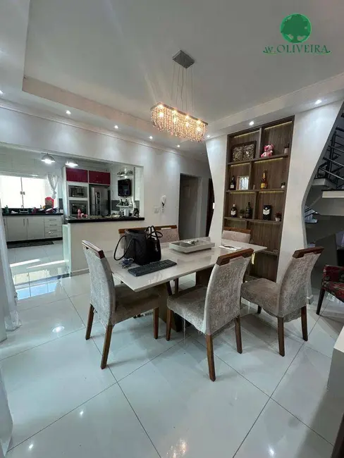 Sobrado com 3 quartos para alugar, 250m2 em Jardim Bela Vista, Indaiatuba - SP - imagem 1 Foto 1 de Sobrado com 3 quartos para alugar, 250m2 em Jardim Bela Vista, Indaiatuba - SP