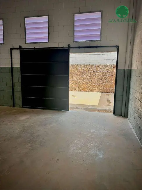 Armazém / Galpão à venda e para alugar, 600m2 em Lagos de Shanadu, Indaiatuba - SP - imagem 3 Foto 3 de Armazém / Galpão à venda e para alugar, 600m2 em Lagos de Shanadu, Indaiatuba - SP