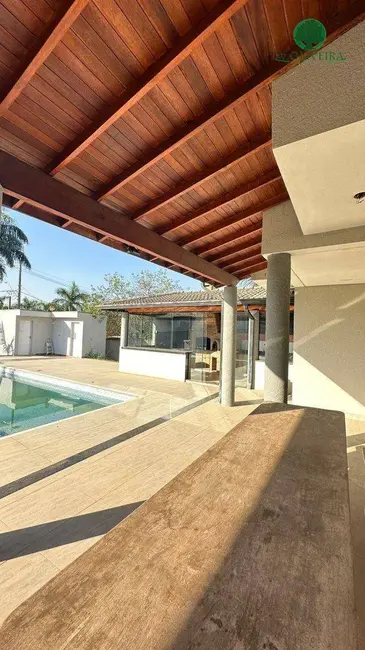 Foto 2 de Chácara com 3 quartos à venda, 1000m2 em Recanto Campestre Internacional de Viracopos Gleba 4, Indaiatuba - SP