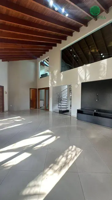 Foto 3 de Casa com 4 quartos à venda e para alugar, 390m2 em Vila Inglesa, Indaiatuba - SP