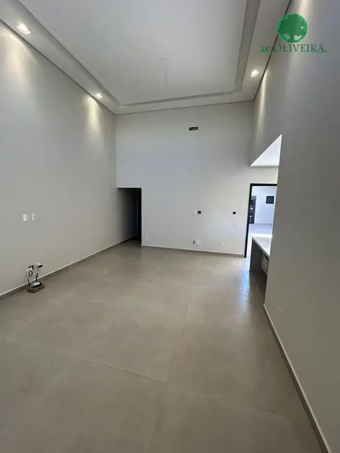 Casa de Condomínio com 3 quartos à venda, 200m2 em Indaiatuba - SP - imagem 3 Foto 3 de Casa de Condomínio com 3 quartos à venda, 200m2 em Indaiatuba - SP