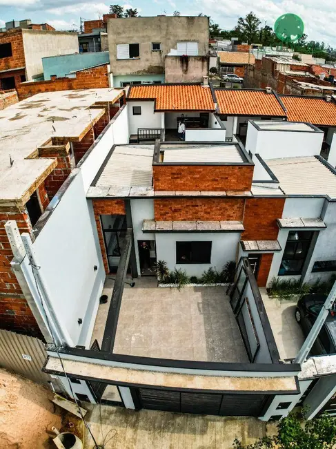 Casa com 3 quartos à venda e para alugar, 150m2 em Indaiatuba - SP - imagem 4 Foto 4 de Casa com 3 quartos à venda e para alugar, 150m2 em Indaiatuba - SP