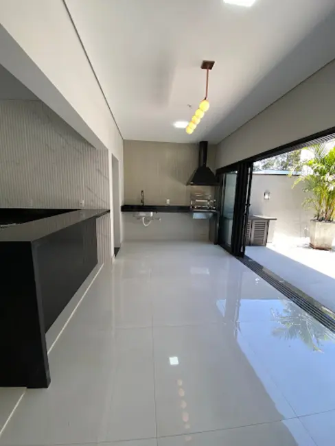 Foto 4 de Casa de Condomínio com 3 quartos à venda, 300m2 em Colinas de Indaiatuba, Indaiatuba - SP