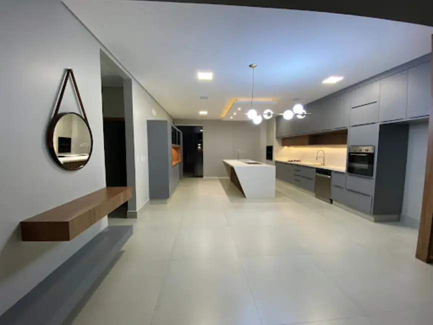 Casa de Condomínio com 3 quartos à venda e para alugar, 300m2 em Jardins Di Roma, Indaiatuba - SP - imagem 3 Foto 3 de Casa de Condomínio com 3 quartos à venda e para alugar, 300m2 em Jardins Di Roma, Indaiatuba - SP