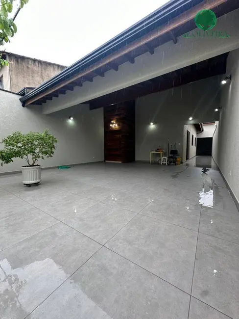 Foto 1 de Casa com 3 quartos à venda, 250m2 em Jardim Regina, Indaiatuba - SP