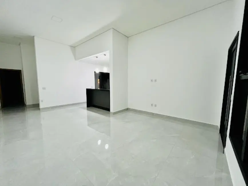 Casa de Condomínio com 3 quartos à venda e para alugar, 305m2 em Indaiatuba - SP - imagem 6 Foto 6 de Casa de Condomínio com 3 quartos à venda e para alugar, 305m2 em Indaiatuba - SP