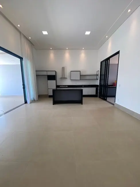 Foto 3 de Casa de Condomínio com 3 quartos à venda, 200m2 em Jardim Bréscia, Indaiatuba - SP