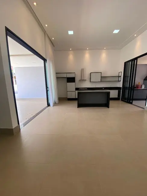 Foto 4 de Casa de Condomínio com 3 quartos à venda, 200m2 em Jardim Bréscia, Indaiatuba - SP