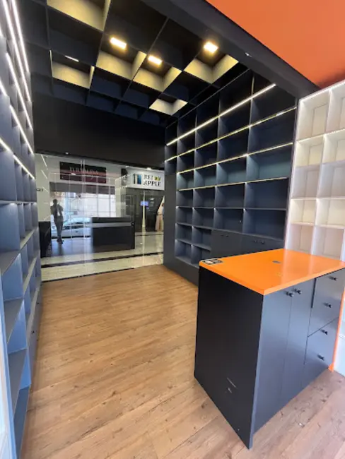 Sala Comercial para alugar, 18m2 em Centro, Indaiatuba - SP - imagem 3 Foto 3 de Sala Comercial para alugar, 18m2 em Centro, Indaiatuba - SP