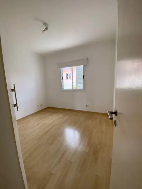 Foto 9 de Sobrado com 3 quartos à venda, 162m2 em Jardim Bela Vista, Indaiatuba - SP