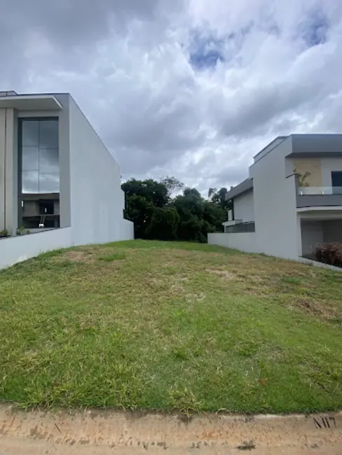 Foto 2 de Terreno / Lote à venda, 300m2 em Indaiatuba - SP