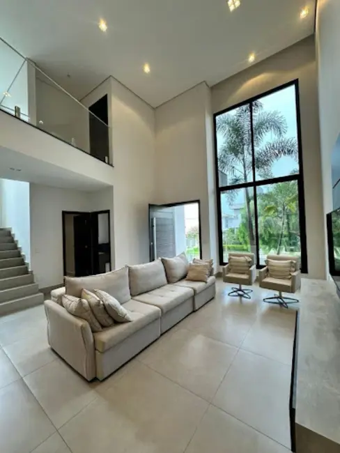 Sobrado com 3 quartos à venda e para alugar, 360m2 em Jardim Amstalden Residence, Indaiatuba - SP - imagem 3 Foto 3 de Sobrado com 3 quartos à venda e para alugar, 360m2 em Jardim Amstalden Residence, Indaiatuba - SP