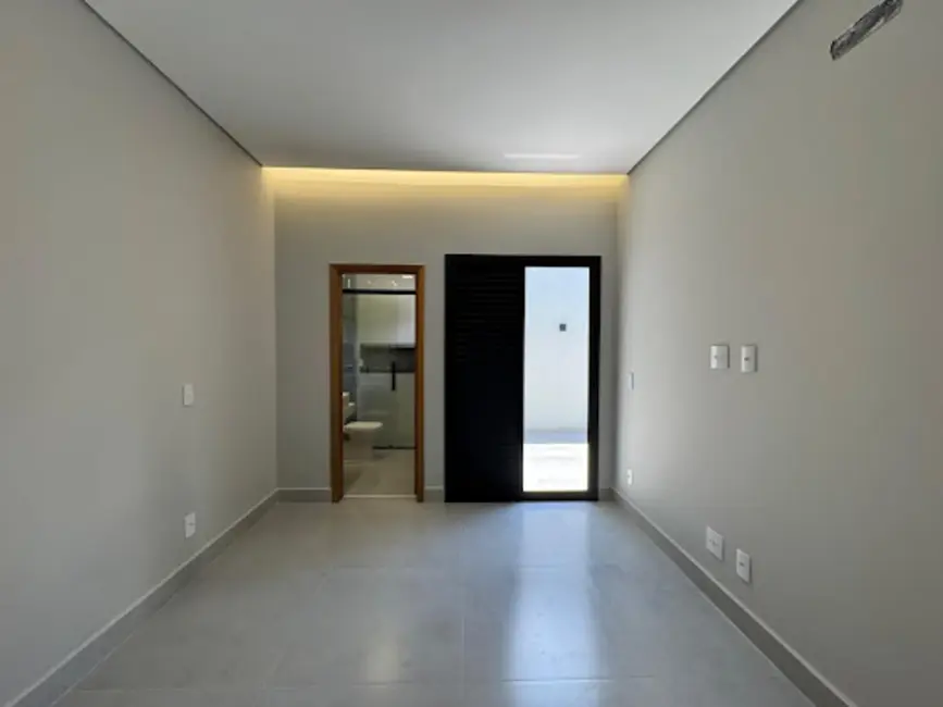 Foto 3 de Casa de Condomínio com 3 quartos à venda, 150m2 em Jardim Residencial Veneza, Indaiatuba - SP