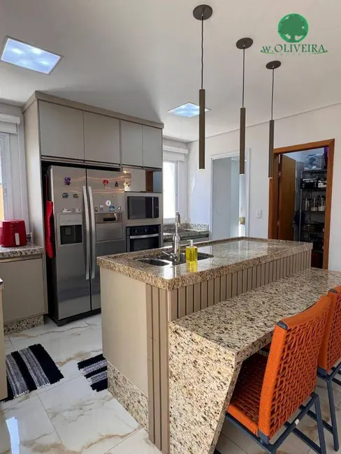 Sobrado com 4 quartos à venda, 300m2 em Itupeva - SP - imagem 7 Foto 7 de Sobrado com 4 quartos à venda, 300m2 em Itupeva - SP