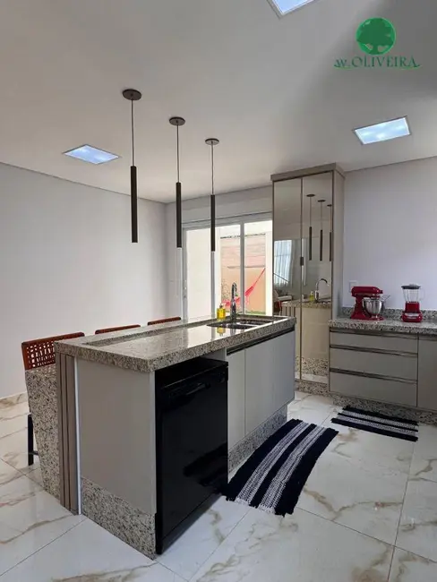 Sobrado com 4 quartos à venda, 300m2 em Itupeva - SP - imagem 5 Foto 5 de Sobrado com 4 quartos à venda, 300m2 em Itupeva - SP