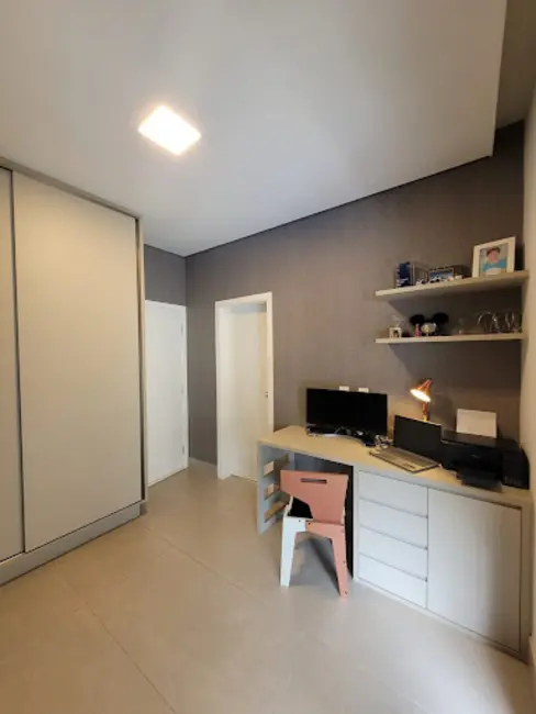 Foto 2 de Casa de Condomínio com 3 quartos à venda, 300m2 em Indaiatuba - SP