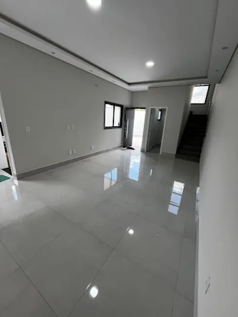 Foto 4 de Sobrado com 3 quartos à venda, 217m2 em Indaiatuba - SP