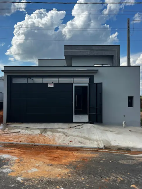 Foto 1 de Casa com 3 quartos à venda, 150m2 em Indaiatuba - SP