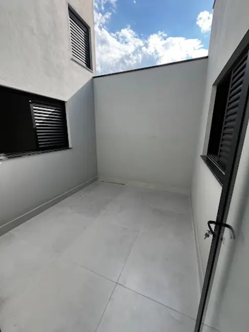 Foto 7 de Casa com 3 quartos à venda, 150m2 em Indaiatuba - SP