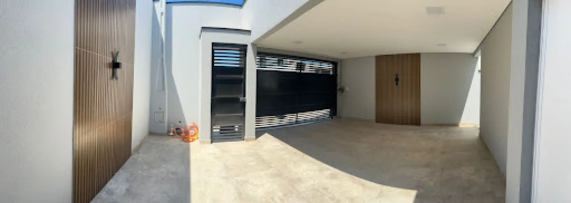 Foto 2 de Casa com 2 quartos à venda, 150m2 em Indaiatuba - SP