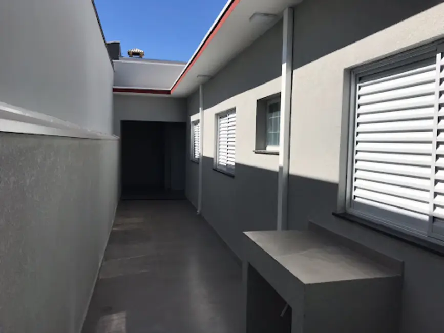Casa com 3 quartos à venda e para alugar, 175m2 em Jardim Moriyama, Indaiatuba - SP - imagem 5 Foto 5 de Casa com 3 quartos à venda e para alugar, 175m2 em Jardim Moriyama, Indaiatuba - SP