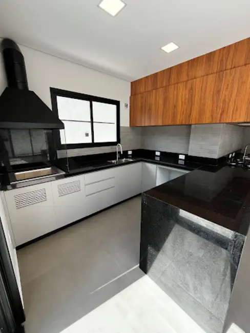 Foto 9 de Sobrado com 4 quartos à venda, 300m2 em Jardins Di Roma, Indaiatuba - SP