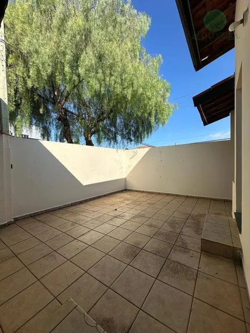 Foto 2 de Casa com 2 quartos à venda, 209m2 em Jardim Alice, Indaiatuba - SP