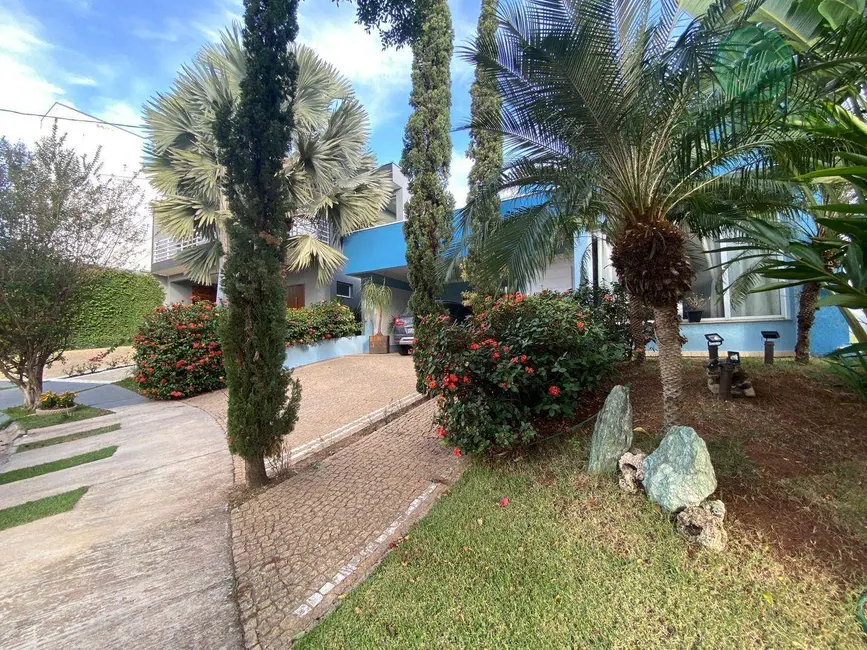 Casa de Condomínio com 3 quartos à venda e para alugar, 319m2 em Indaiatuba - SP - imagem 3 Foto 3 de Casa de Condomínio com 3 quartos à venda e para alugar, 319m2 em Indaiatuba - SP