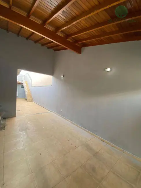 Casa com 3 quartos à venda, 150m2 em Indaiatuba - SP - imagem 3 Foto 3 de Casa com 3 quartos à venda, 150m2 em Indaiatuba - SP