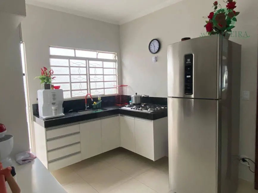 Foto 5 de Casa com 3 quartos à venda, 135m2 em Jardim do Valle II, Indaiatuba - SP