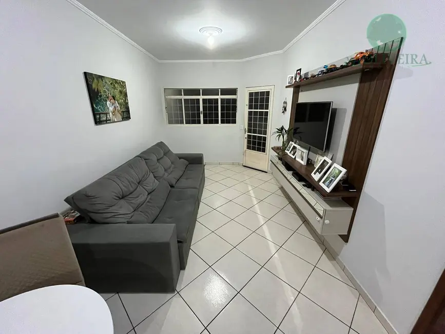 Foto 3 de Casa com 2 quartos à venda, 150m2 em Indaiatuba - SP
