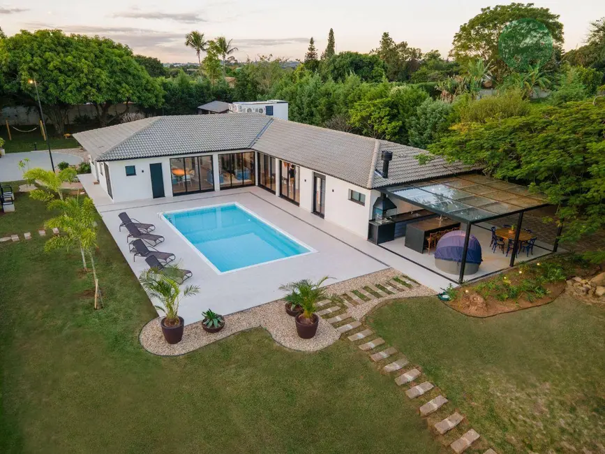 Foto 1 de Chácara com 4 quartos à venda, 2880m2 em Colinas do Mosteiro de Itaici, Indaiatuba - SP