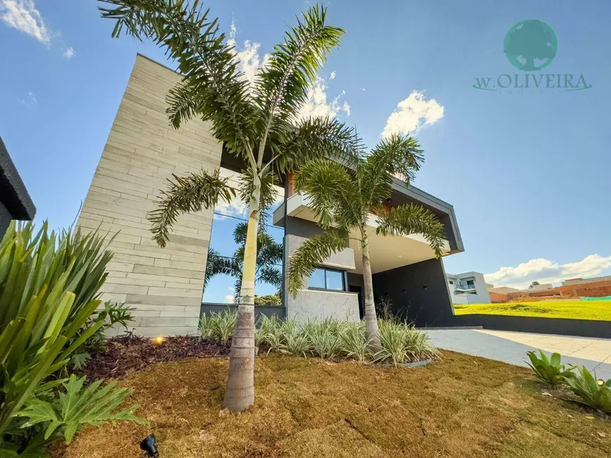 Casa com 3 quartos à venda, 300m2 em Indaiatuba - SP - imagem 4 Foto 4 de Casa com 3 quartos à venda, 300m2 em Indaiatuba - SP