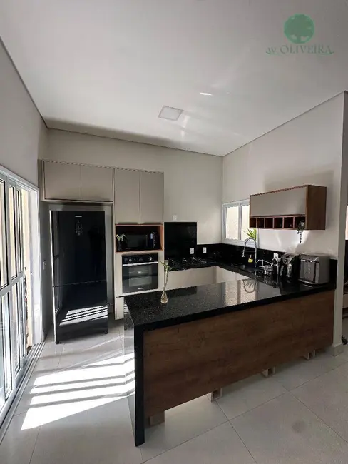 Foto 6 de Casa com 3 quartos à venda, 150m2 em Jardim Sevilha, Indaiatuba - SP