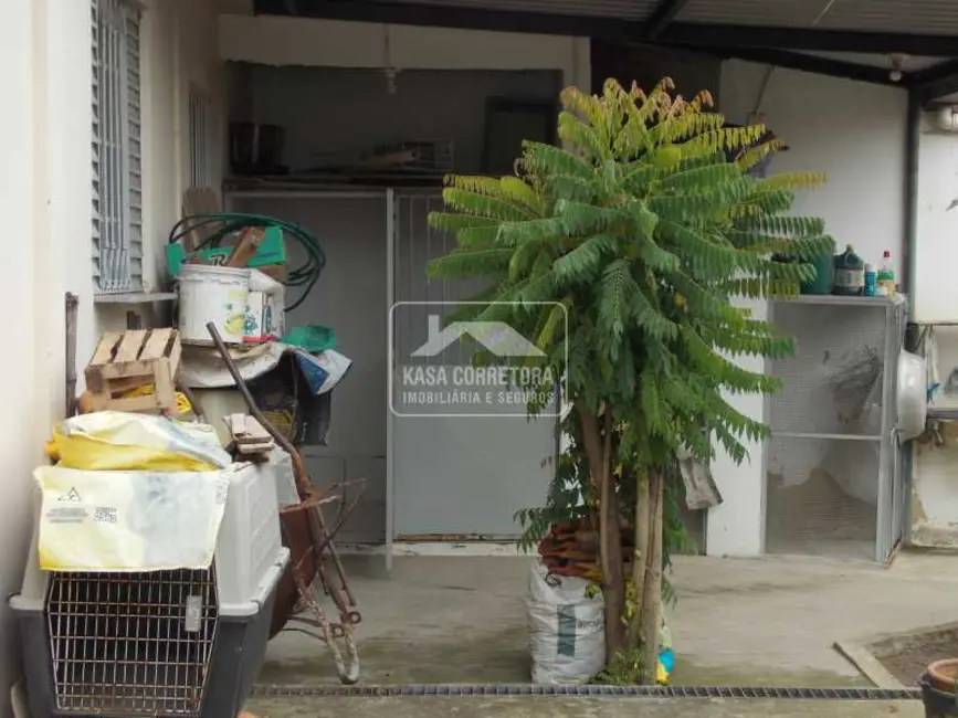 Foto 6 de Casa com 2 quartos à venda, 146m2 em Sao Goncalo - RJ