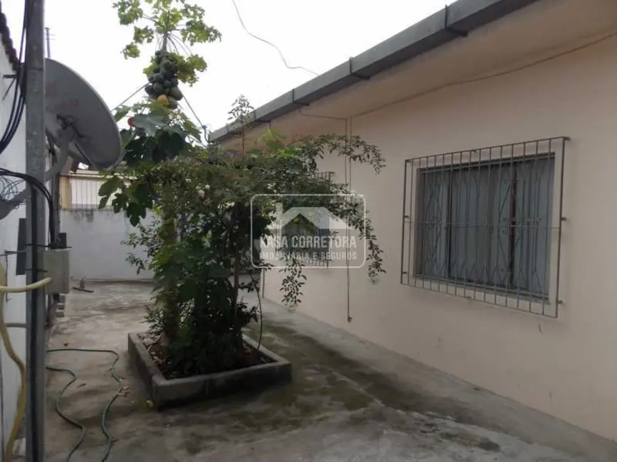 Foto 3 de Casa com 2 quartos à venda, 146m2 em Sao Goncalo - RJ