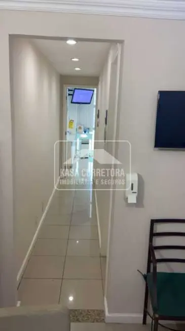 Sala Comercial à venda, 33m2 em Rio De Janeiro - RJ - imagem 4 Foto 4 de Sala Comercial à venda, 33m2 em Rio De Janeiro - RJ