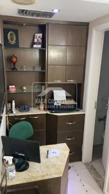 Sala Comercial à venda, 33m2 em Rio De Janeiro - RJ - imagem 3 Foto 3 de Sala Comercial à venda, 33m2 em Rio De Janeiro - RJ