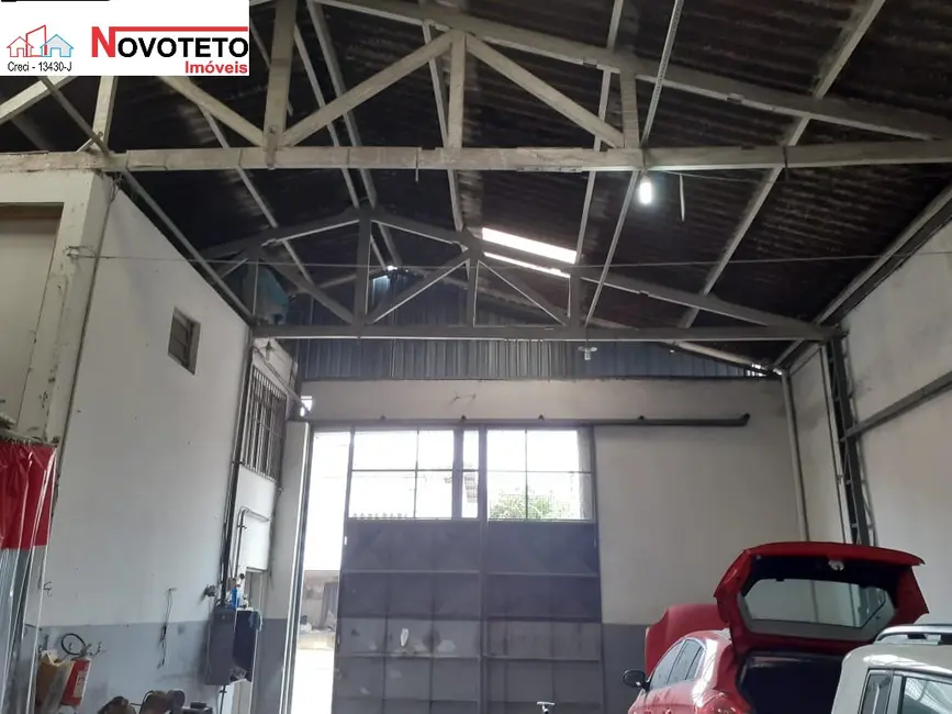 Armazém / Galpão à venda, 324m2 em Jardim Teresa, São Paulo - SP - imagem 4 Foto 4 de Armazém / Galpão à venda, 324m2 em Jardim Teresa, São Paulo - SP