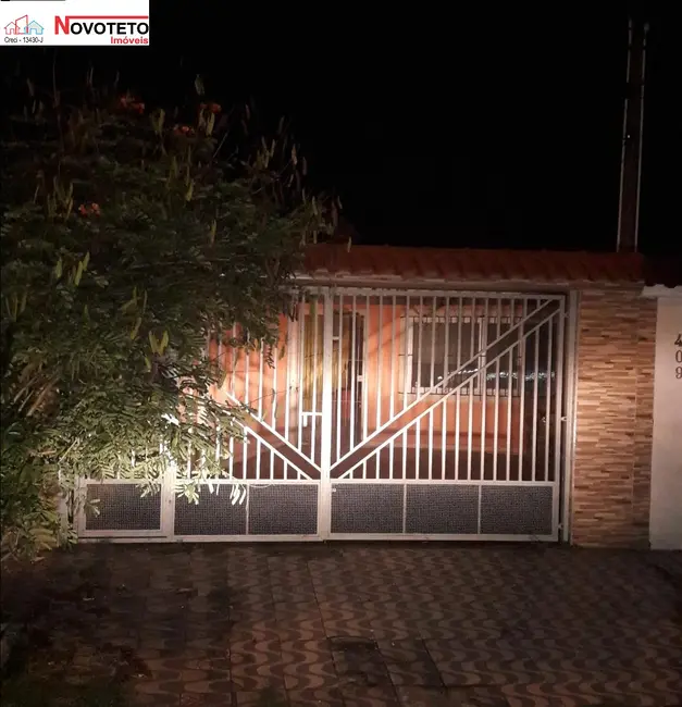 Foto 1 de Casa com 2 quartos à venda, 130m2 em Solemar, Praia Grande - SP